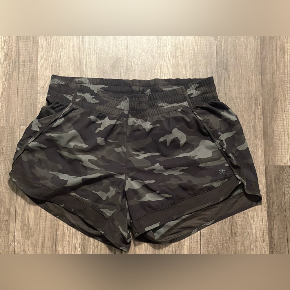 Call Athleta Shorts